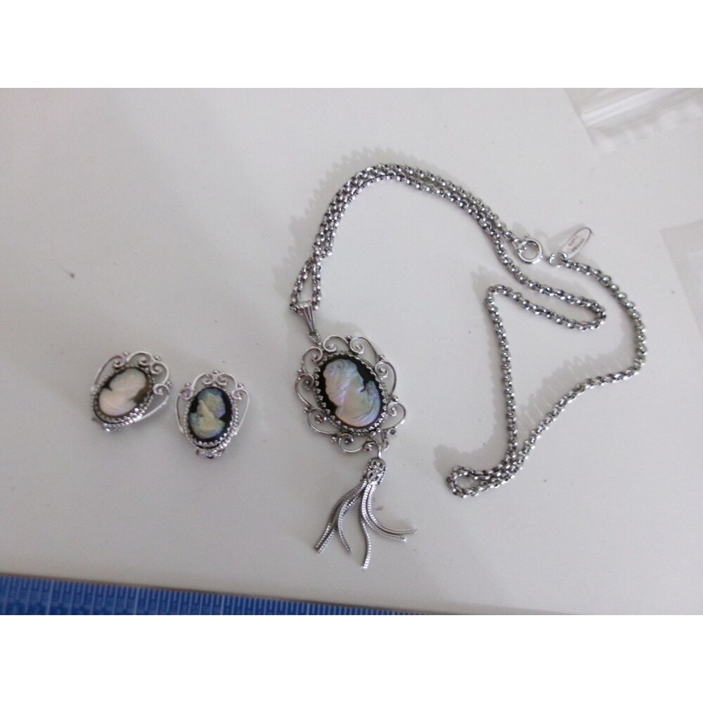 Vtg Whiting & Davis Necklace Clip on Earring Set Iridescent Silver Tone Cameo